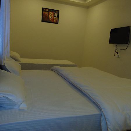 Hotel Kalajanki อุจเจน ภายนอก รูปภาพ
