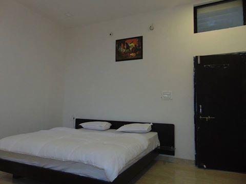 Hotel Kalajanki อุจเจน ภายนอก รูปภาพ